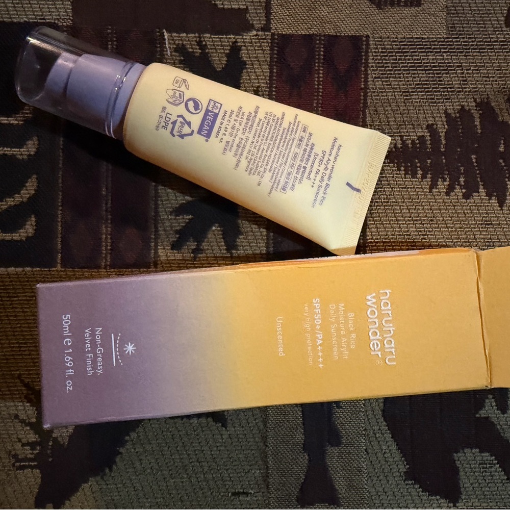 Sunscreen - Picture 4 of 4